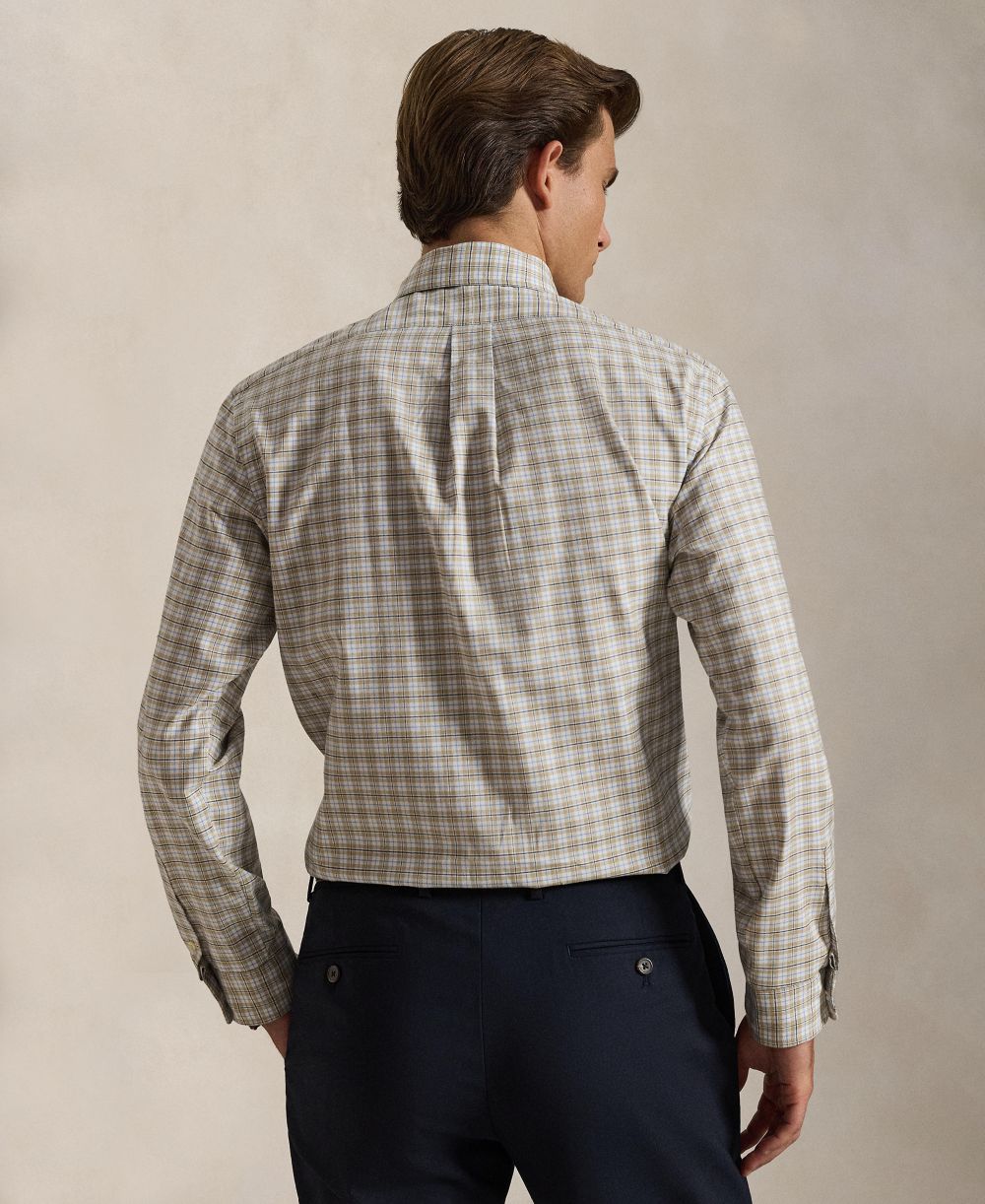 Men's Classic-Fit Performance Oxford Shirt