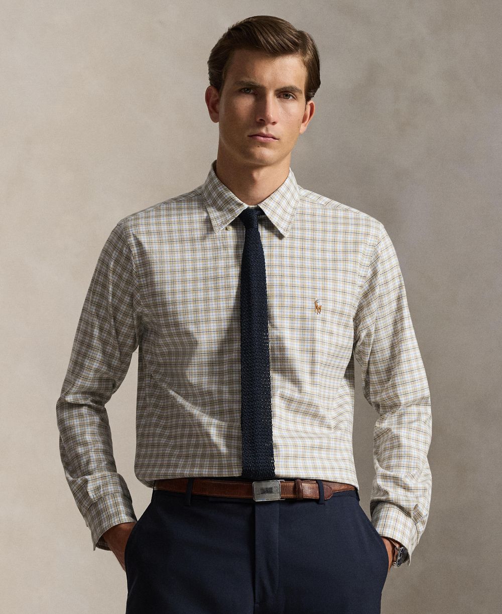 Men's Classic-Fit Performance Oxford Shirt